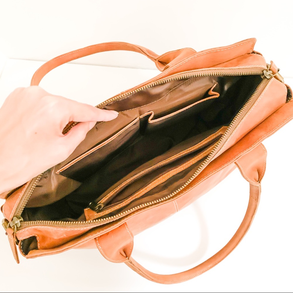 Vintage Inspired Leather Tote Bag - Picture 7 of 7
